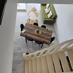 Marine, T4 En Duplex Vue Centre Port Avec Parking 아파트